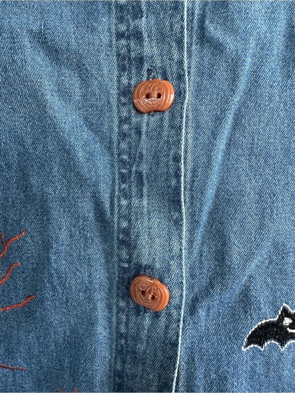 Vintage 90s Halloween Denim Button Up with Pumpkin Appliqués Embroidered Size XL - Picture 5 of 12